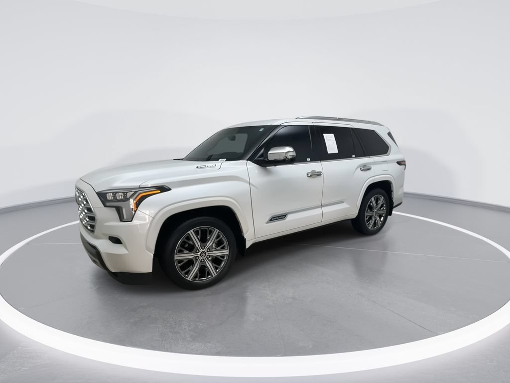 Used 2023 Toyota Sequoia Capstone AWD/4WD image 6