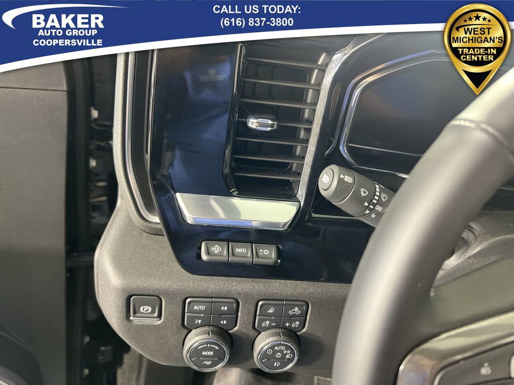 Used 2025 Chevrolet Silverado 3500 High Country w/ Technology Package image 18