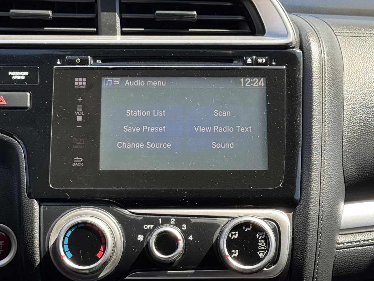 Used 2015 Honda Fit EX image 17
