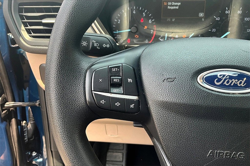 Used 2020 Ford Escape SE image 12