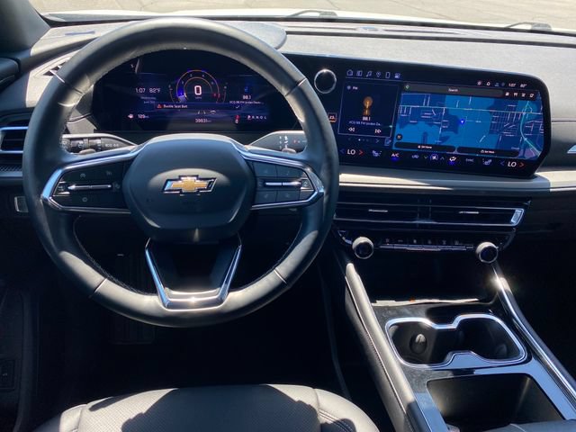 Certified 2025 Chevrolet Traverse LT FWD image 8
