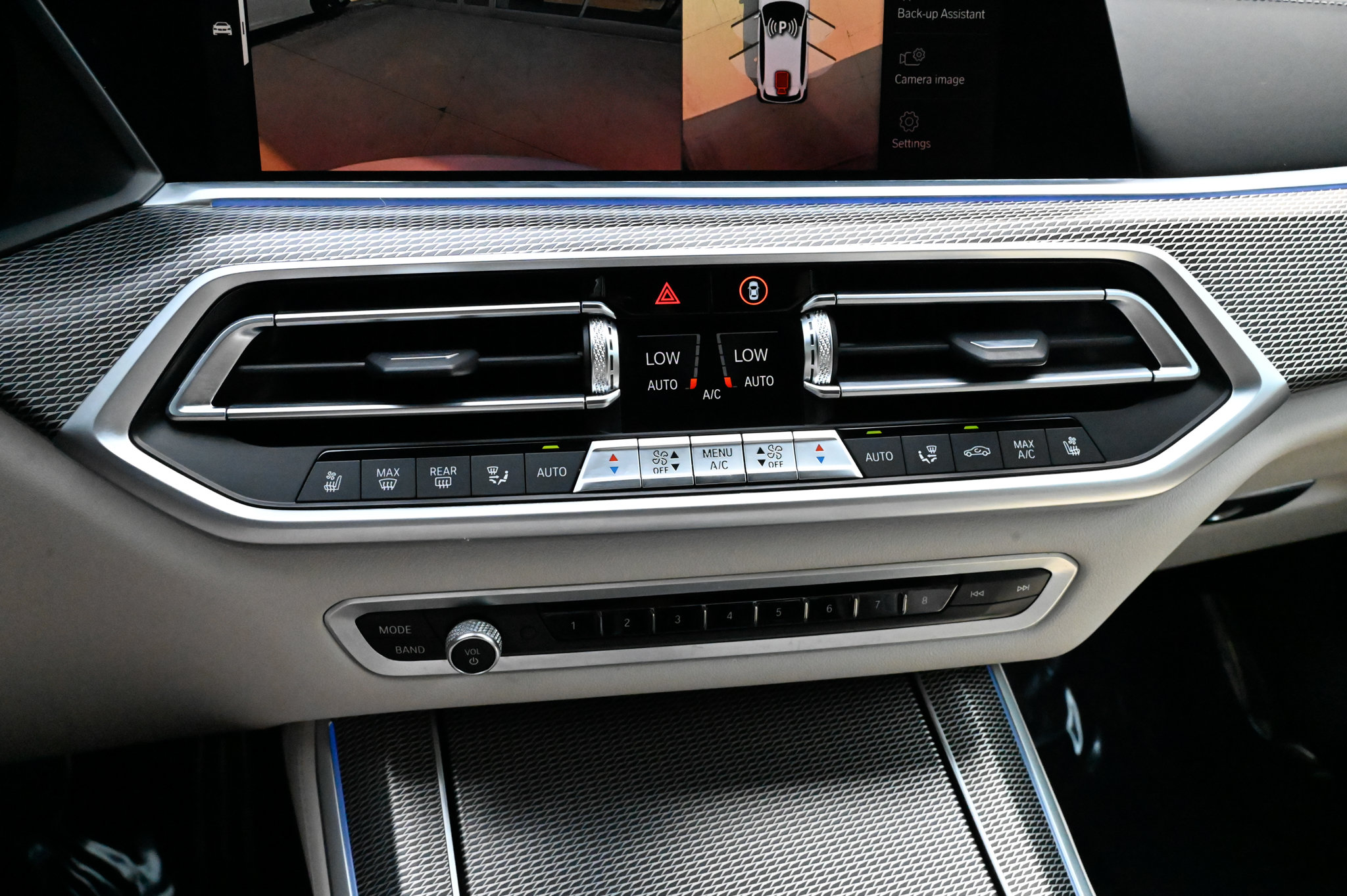 Used 2022 BMW X5 M50i w/ Executive Package AWD/4WD image 29
