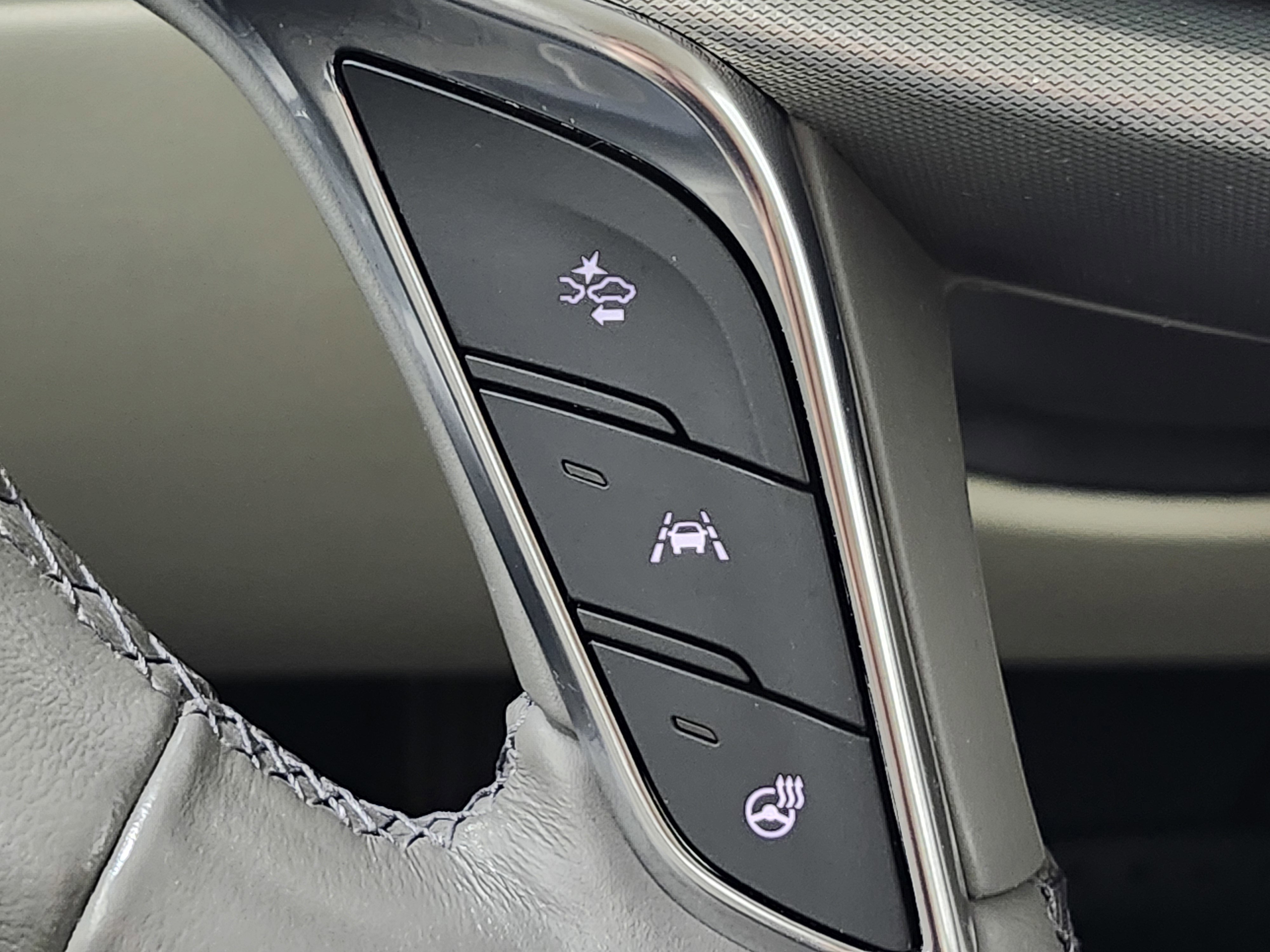 Used 2021 Cadillac XT5 Premium Luxury image 35