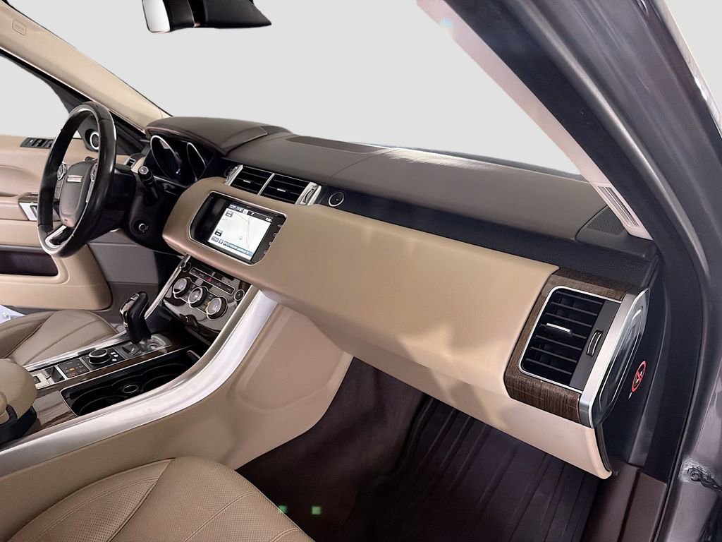 Used 2016 Land Rover Range Rover Sport HSE image 31