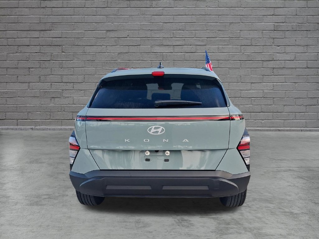 Used 2025 Hyundai Kona SEL FWD image 9