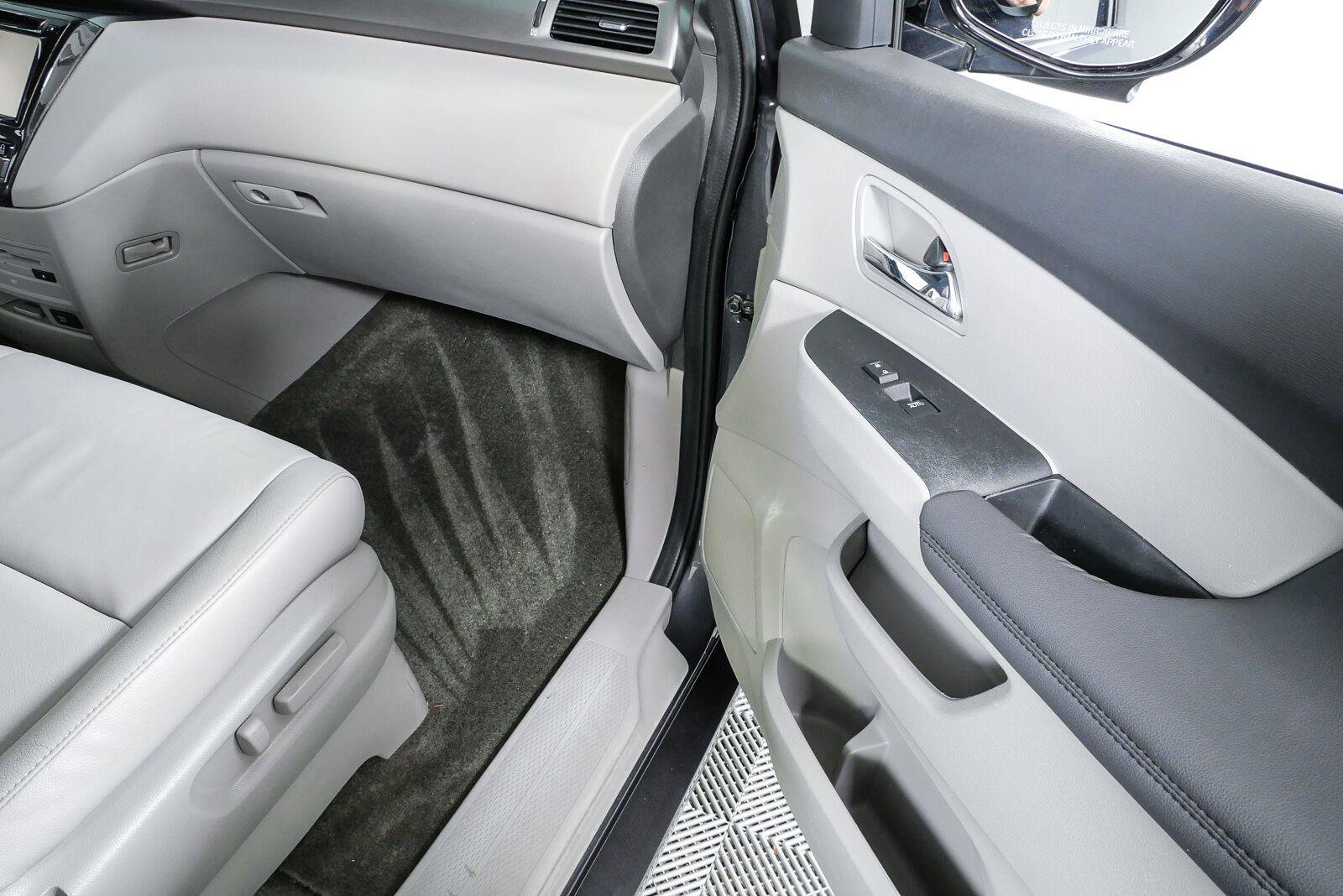Used 2016 Honda Odyssey Touring image 24