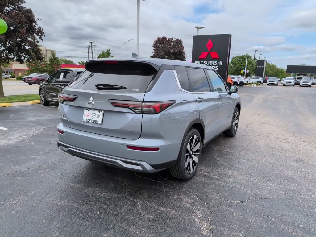 New 2026 Mitsubishi Outlander SE AWD/4WD image 7