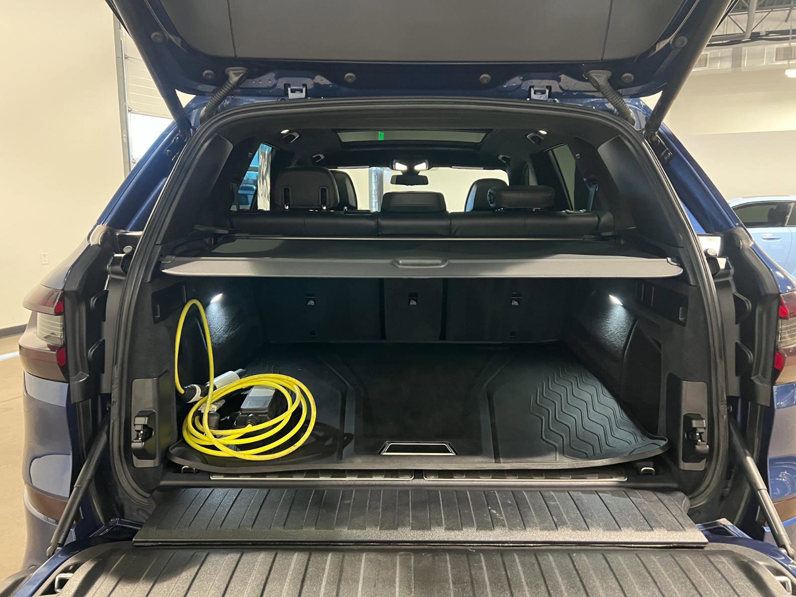 Used 2022 BMW X5 xDrive45e w/ M Sport Package image 35