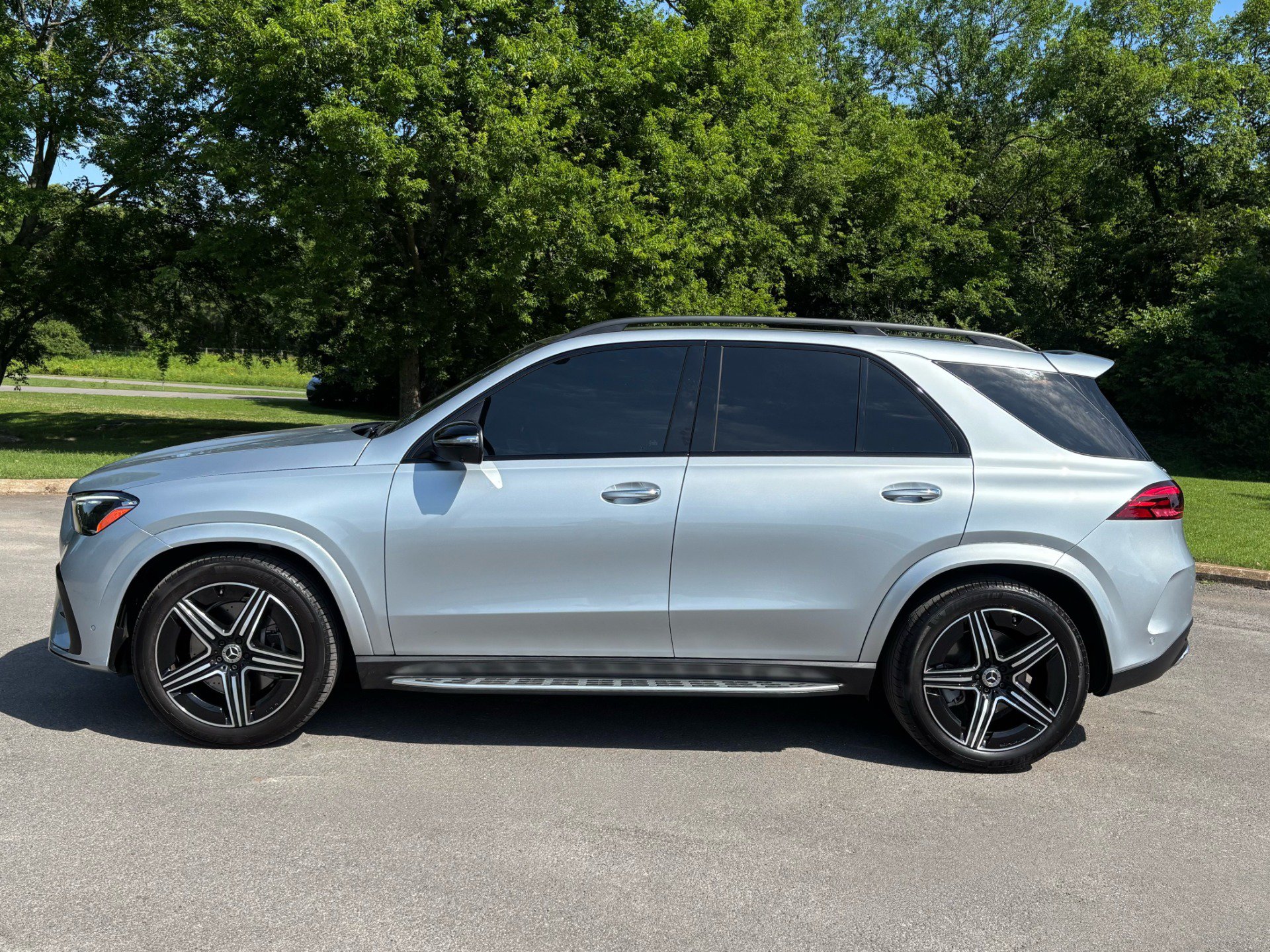 Used 2025 Mercedes-Benz GLE 450 4MATIC image 6