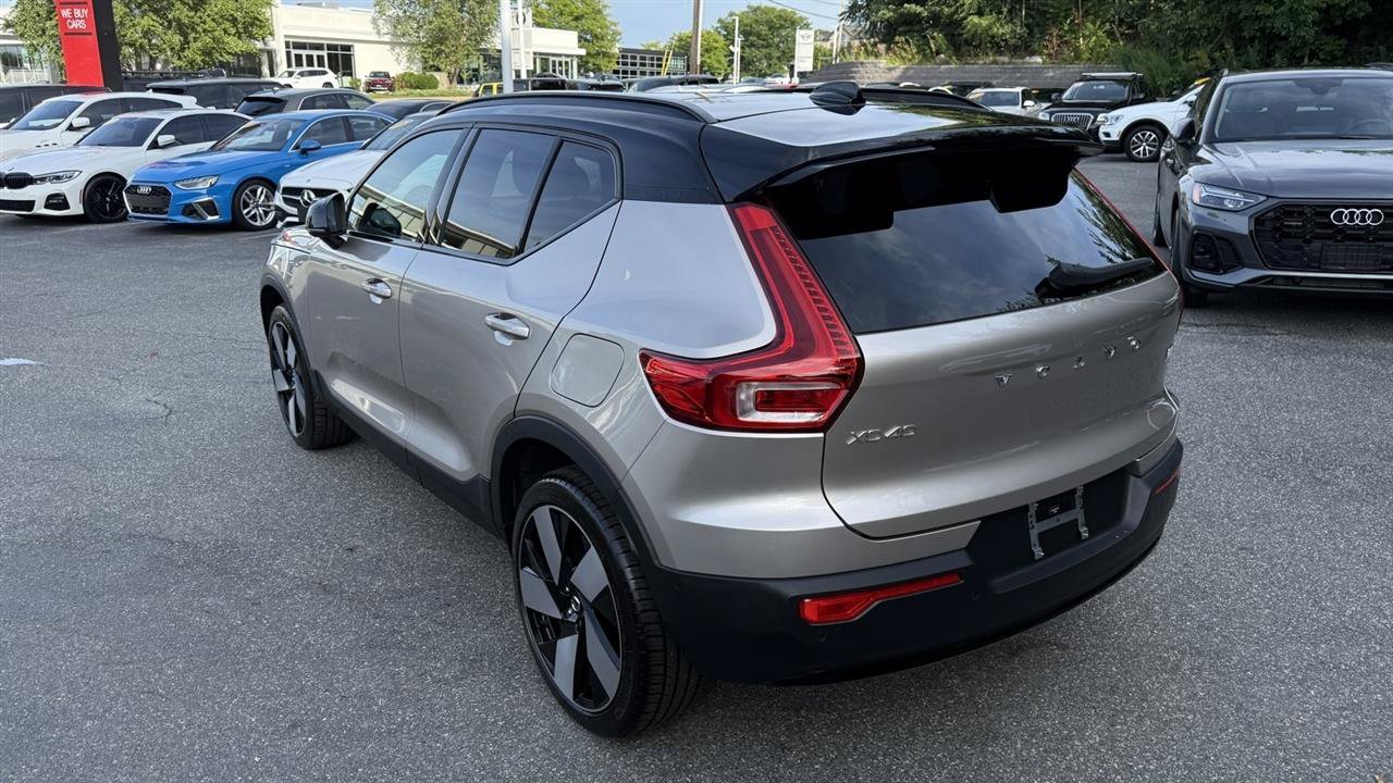 Used 2023 Volvo XC40 Recharge Ultimate AWD/4WD image 14