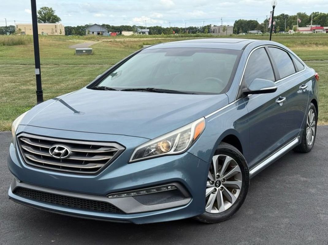 Used 2017 Hyundai Sonata Sport w/ Value Edition Package 02