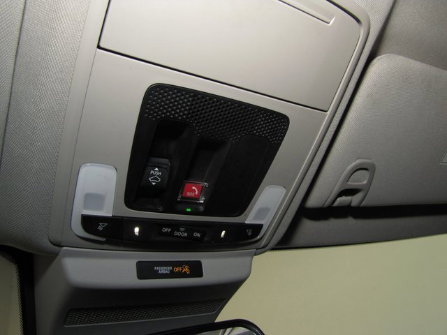 Certified 2023 Honda Accord EX image 8