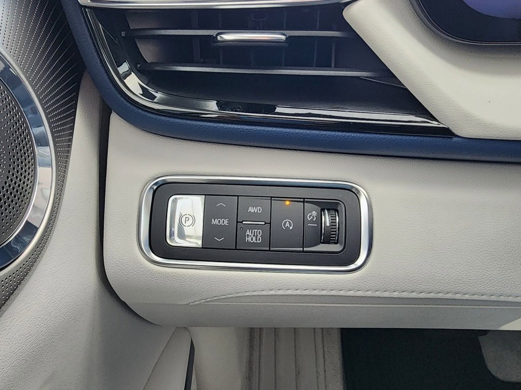 New 2026 Buick Enclave Avenir w/ Super Cruise Package image 19