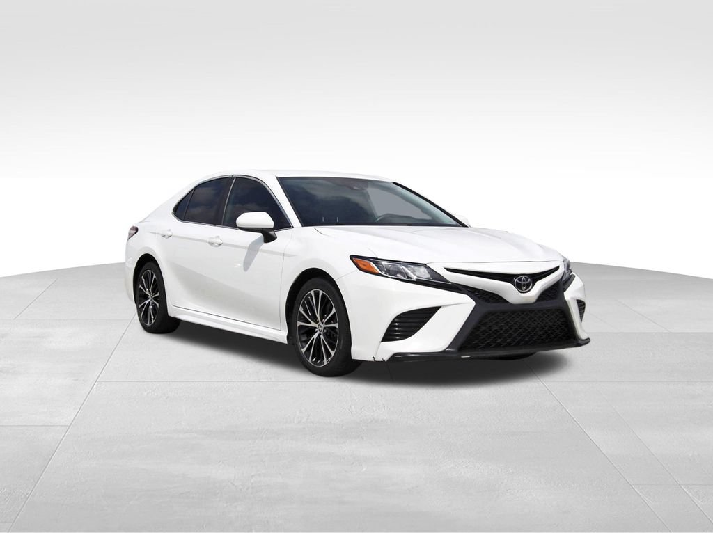 Used 2020 Toyota Camry SE