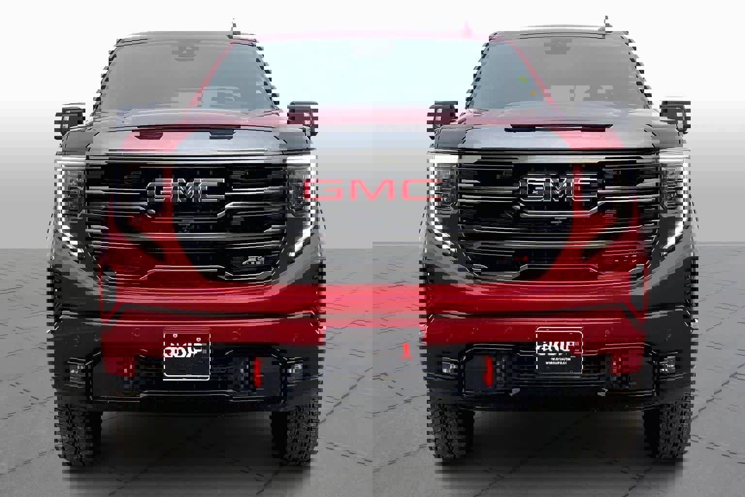 Used 2024 GMC Sierra 1500 AT4 w/ Technology Package image 4