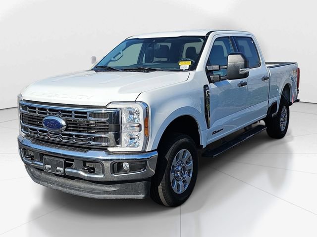 Used 2023 Ford F250 XLT w/ FX4 Off-Road Package image 7