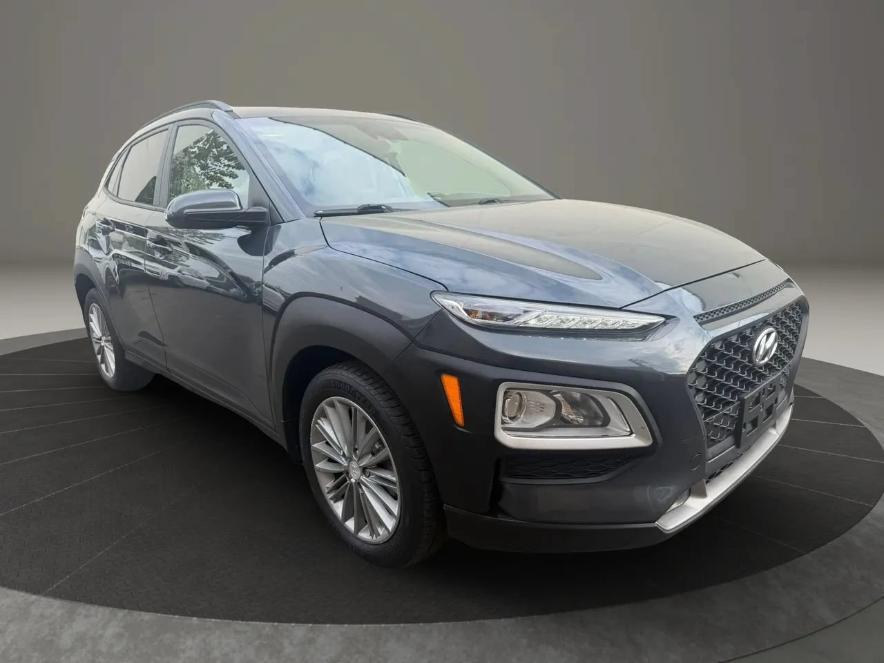 Used 2019 Hyundai Kona SEL w/ SEL Tech Package 02 AWD/4WD image 3
