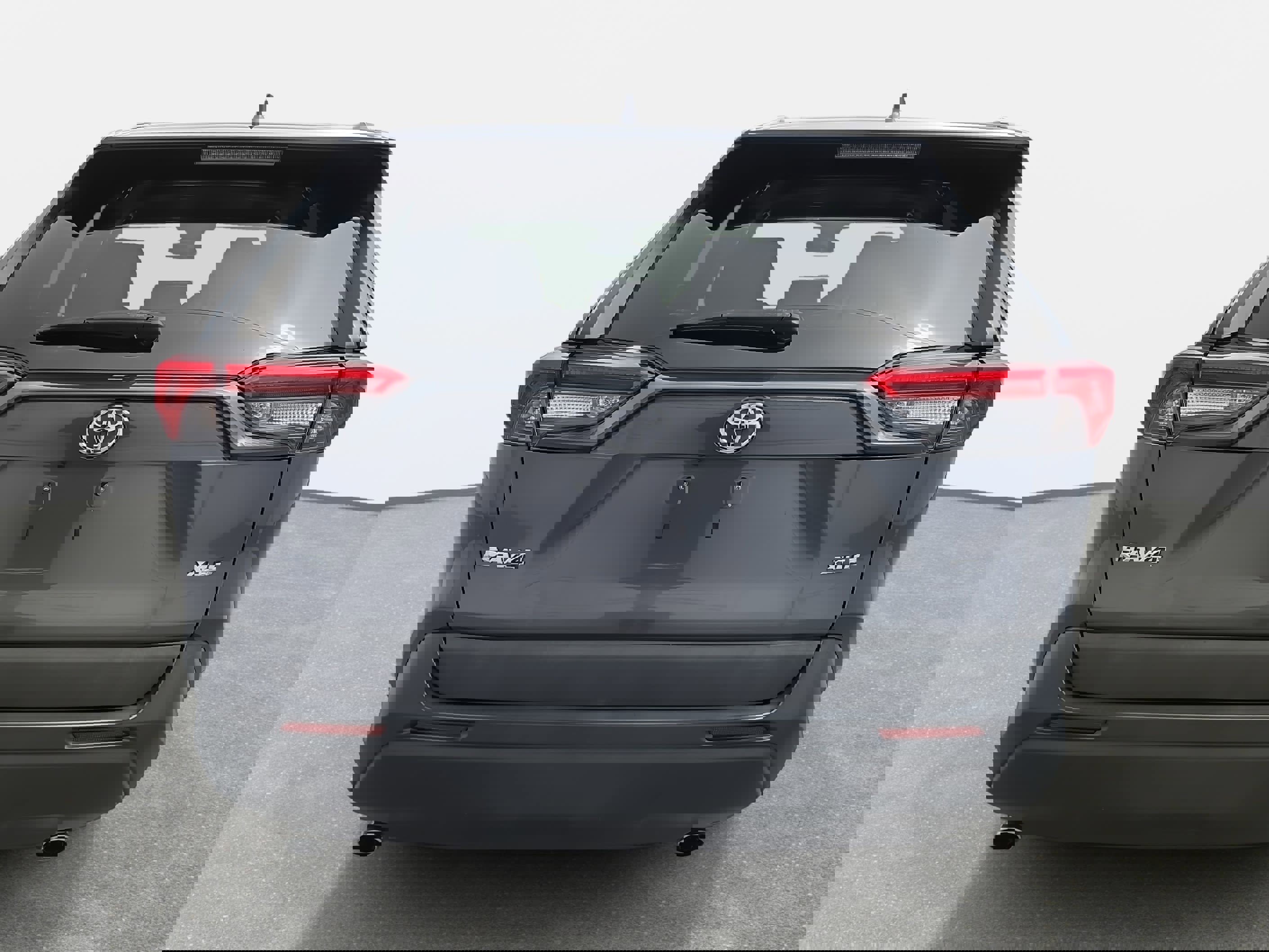 Used 2021 Toyota RAV4 XLE image 6