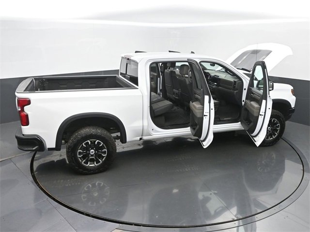 Used 2022 Chevrolet Silverado 1500 ZR2 image 65