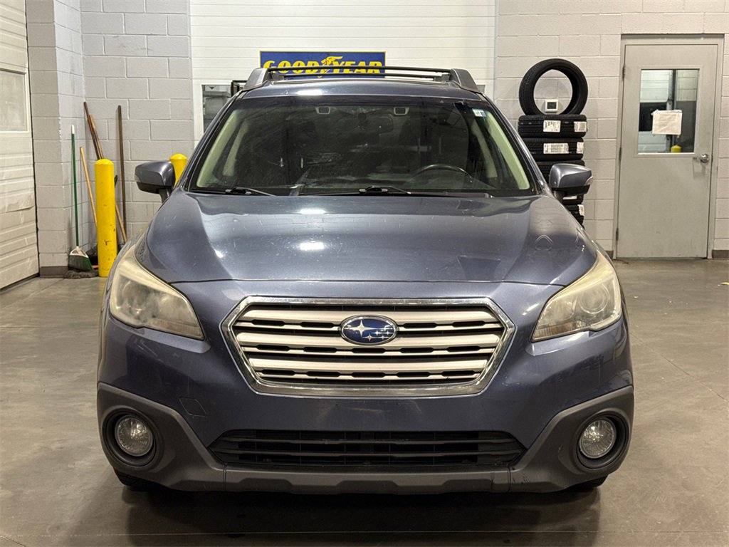 Used 2016 Subaru Outback 2.5i Premium image 2