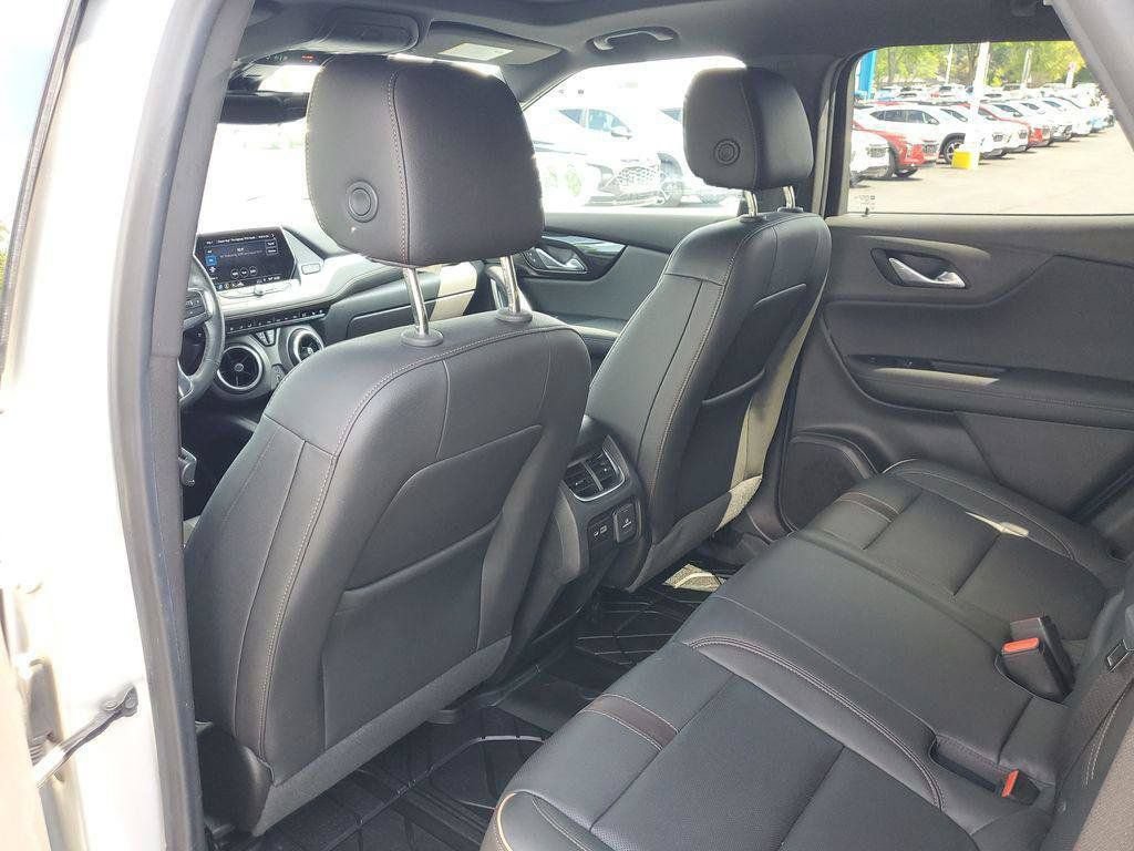 Used 2019 Chevrolet Blazer Premier w/ Sun and Wheels Package AWD/4WD image 33