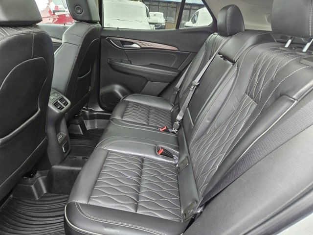 Certified 2021 Buick Envision Avenir image 18