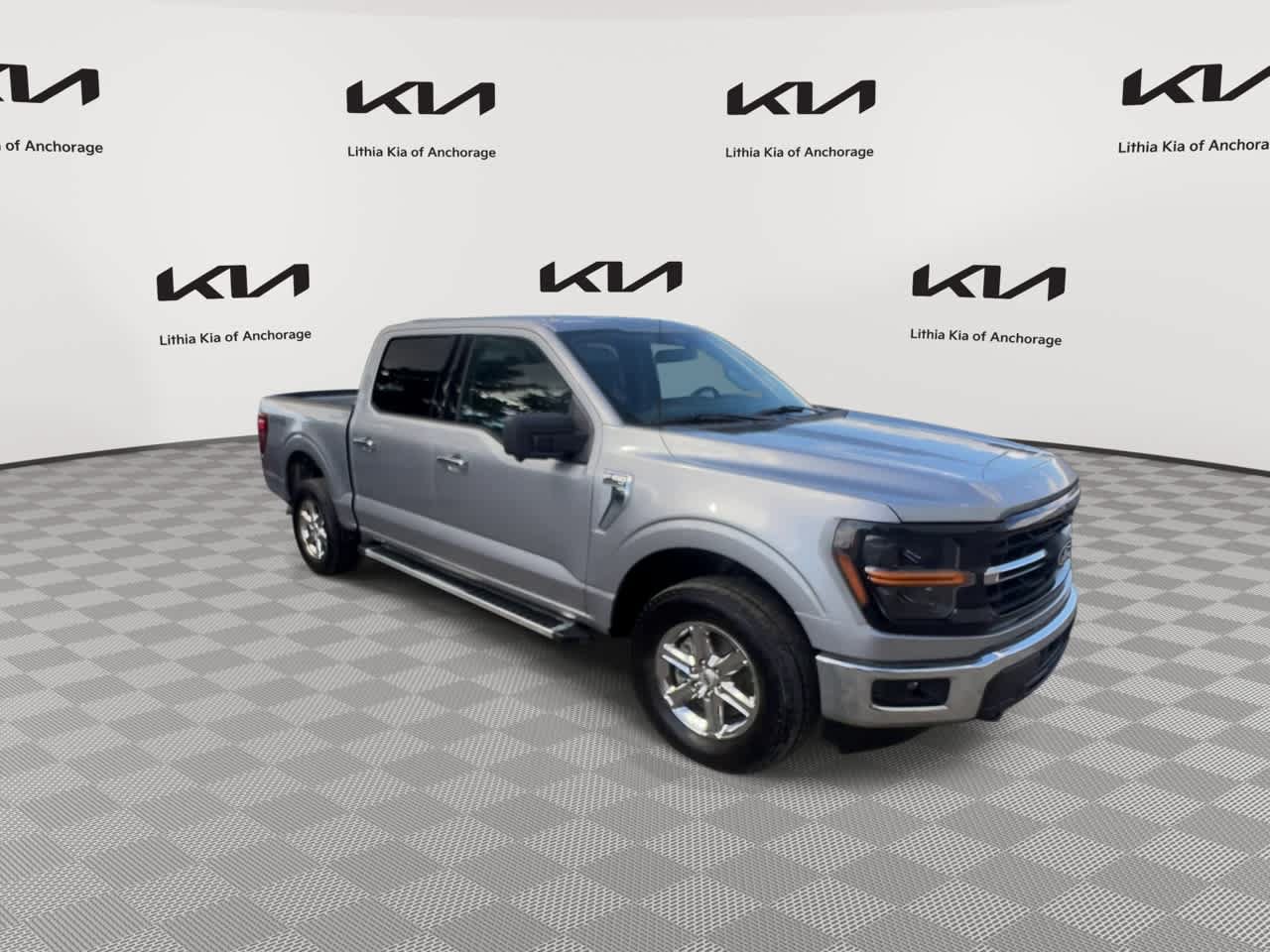 Used 2024 Ford F150 XLT w/ Tow/Haul Package AWD/4WD image 2