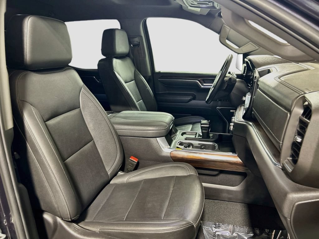 Used 2024 GMC Sierra 1500 SLT AWD/4WD image 27
