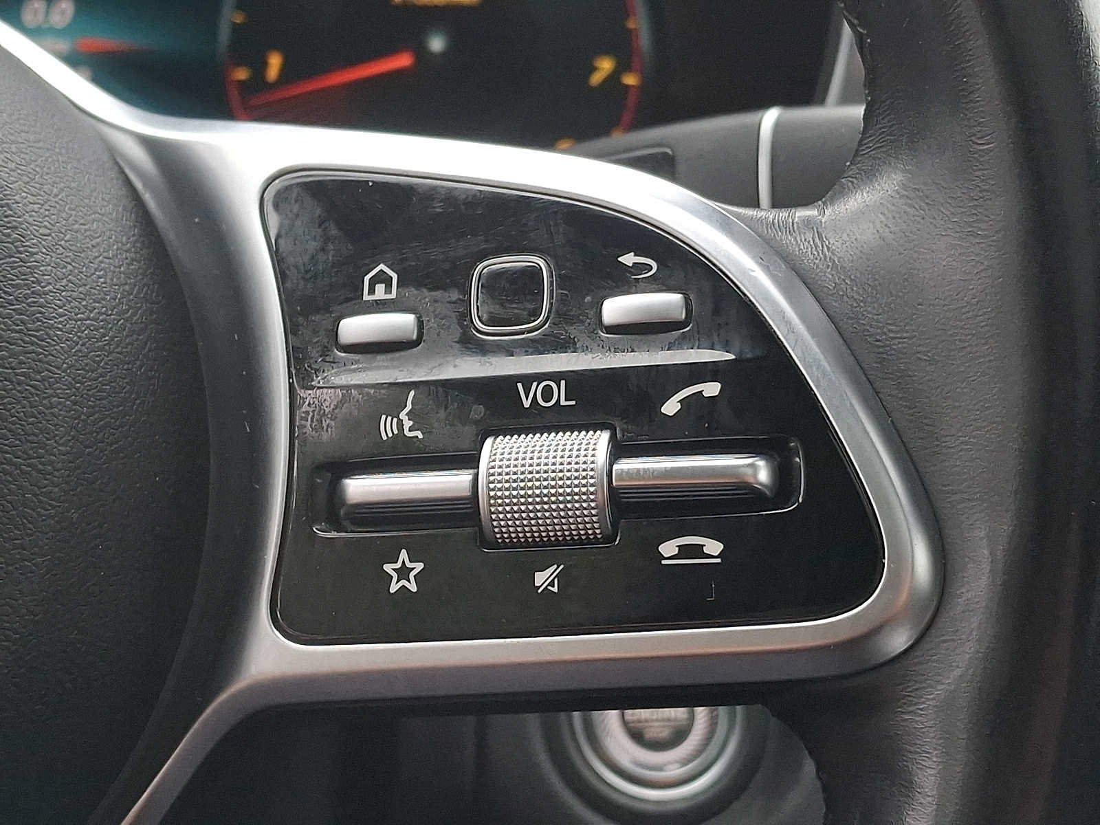 Certified 2021 Mercedes-Benz C 300 4MATIC Sedan image 18