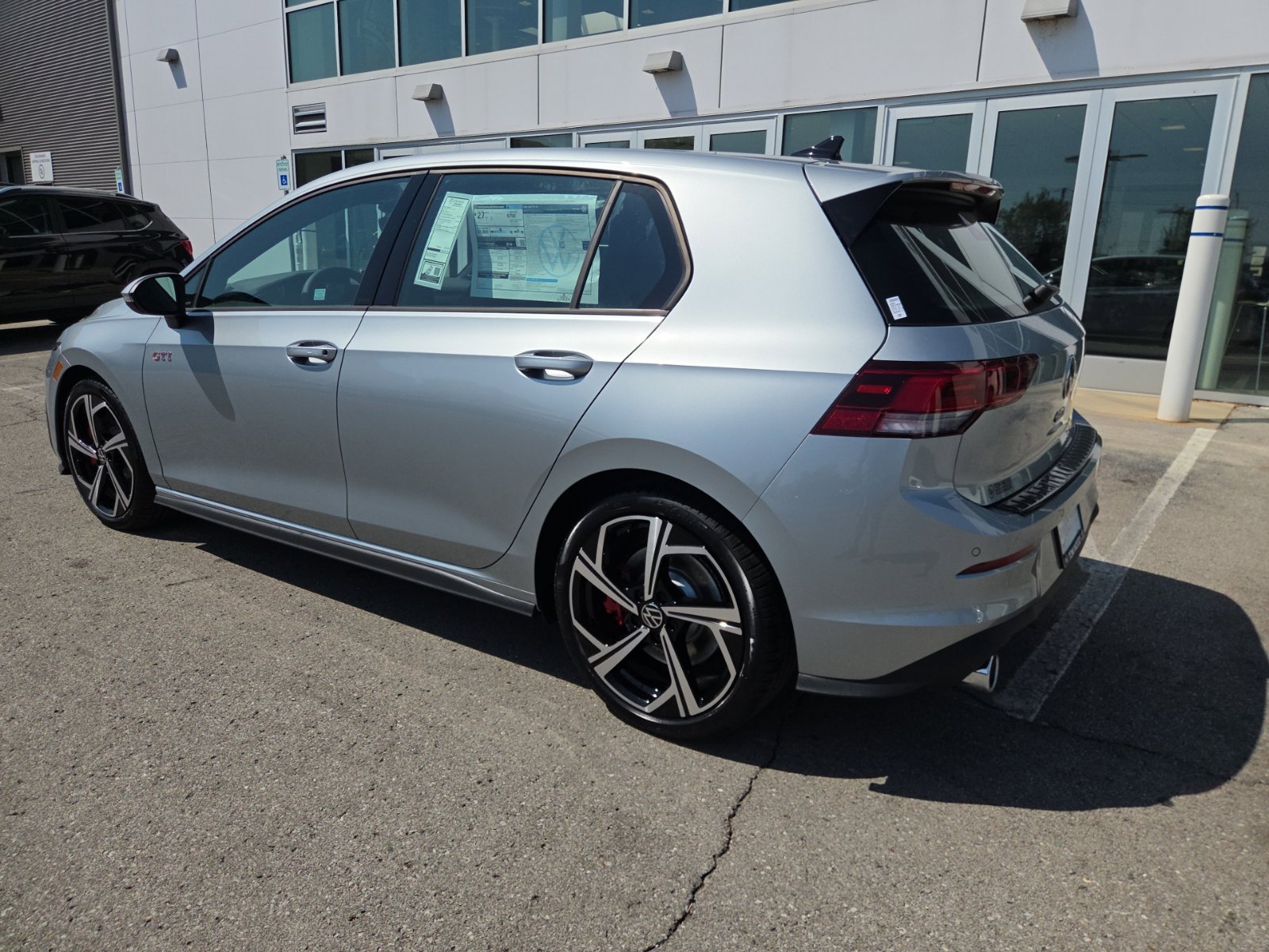 New 2026 Volkswagen GTI SE FWD image 10