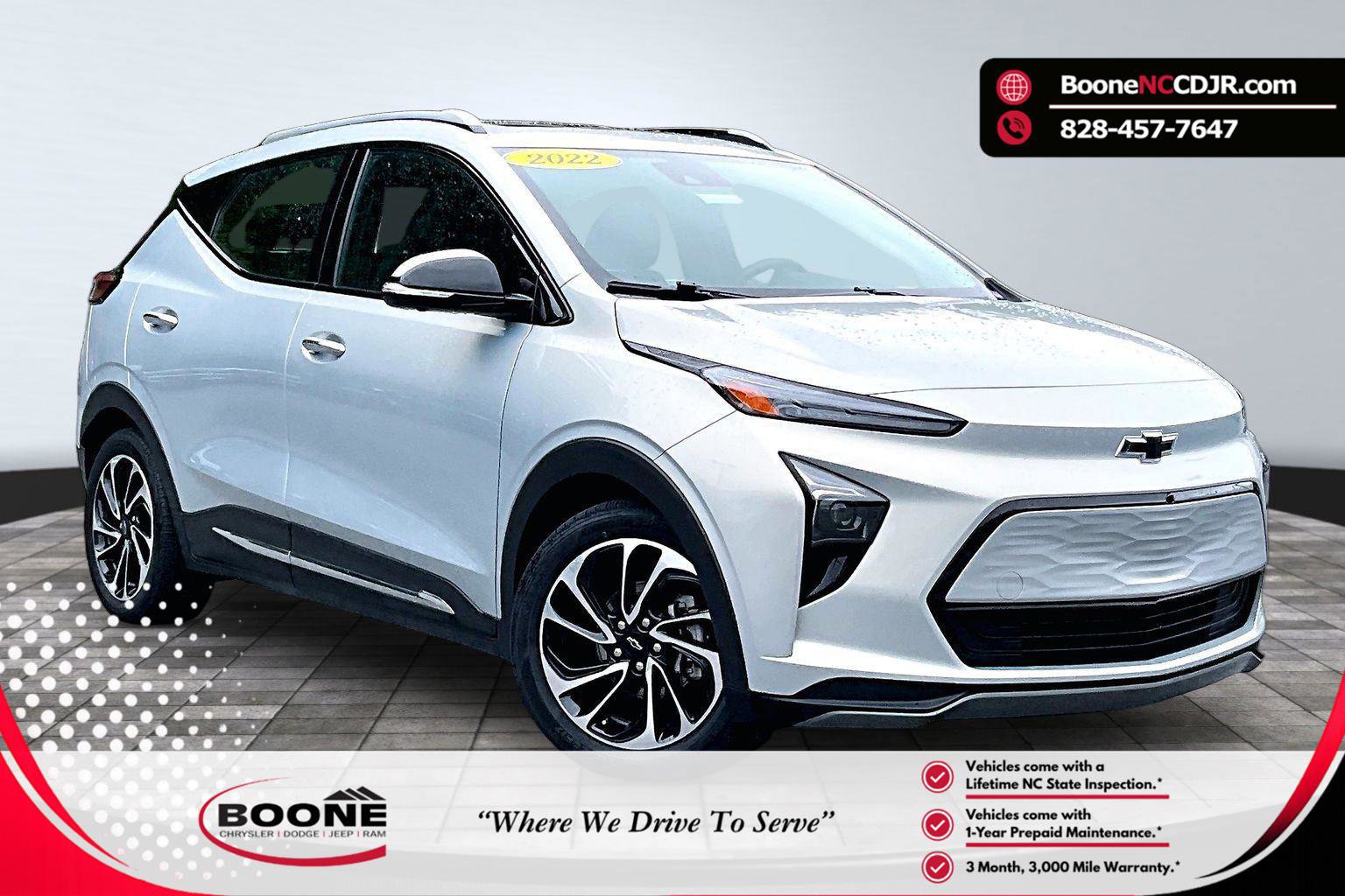 Used 2022 Chevrolet Bolt EUV Premier w/ Sun & Sound Package FWD image 1
