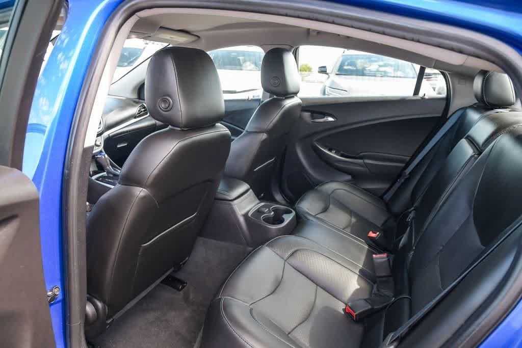 Used 2018 Chevrolet Volt LT w/ Comfort Package FWD image 18