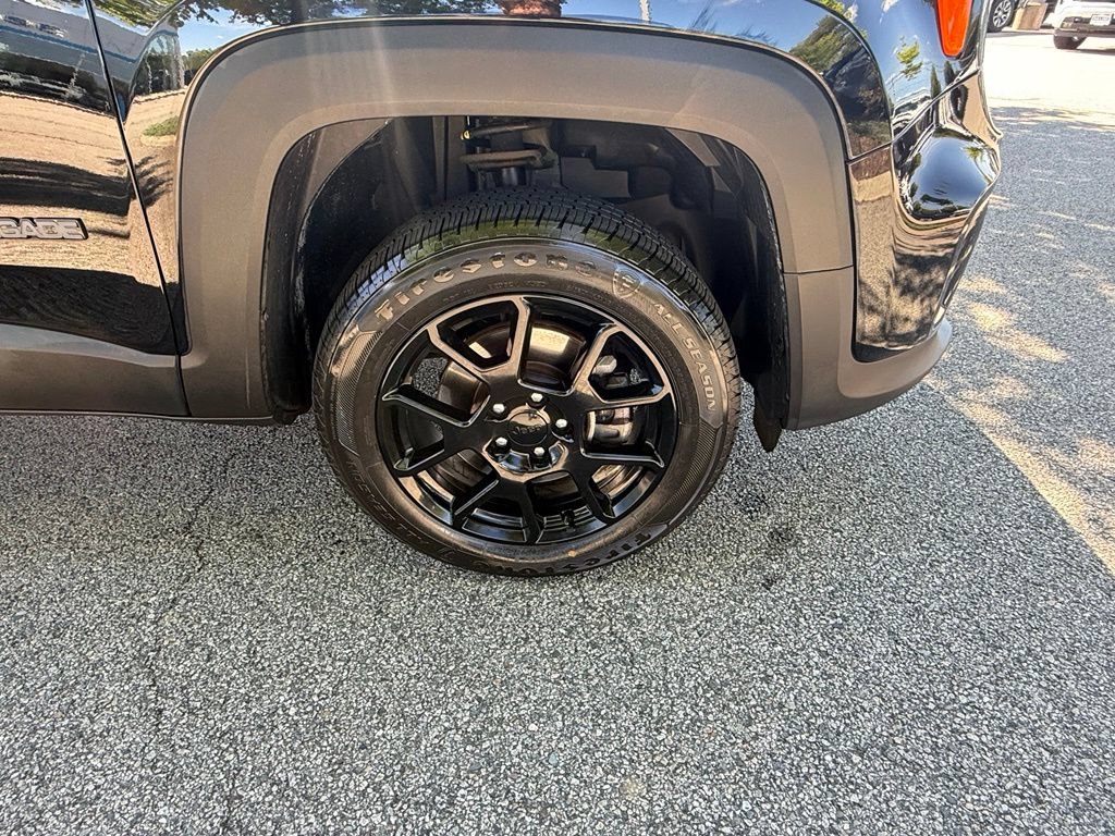 Used 2020 Jeep Renegade Altitude AWD/4WD image 32