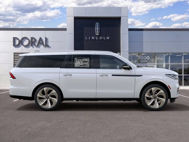 New 2027 Lincoln Navigator L Black Label AWD/4WD image 14