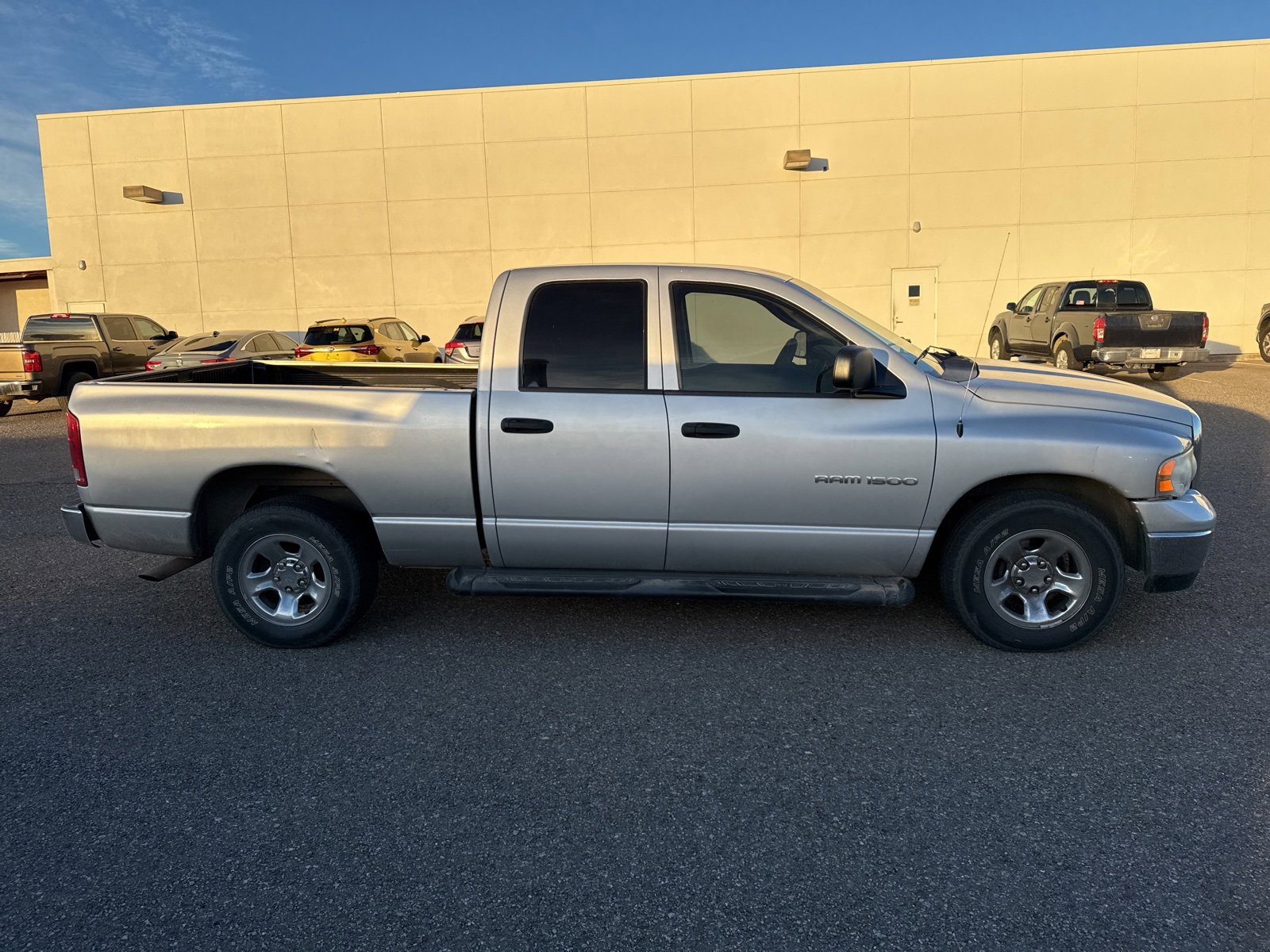 Used 2004 Dodge Ram 1500 Truck SLT w/ Trailer Tow Group image 4