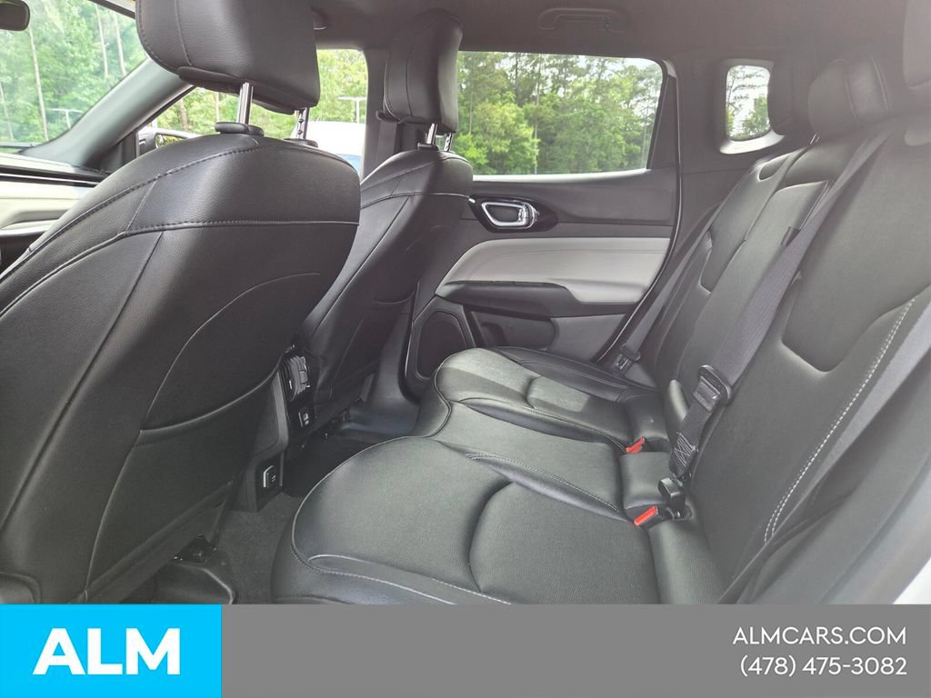 Used 2025 Jeep Compass Limited AWD/4WD image 6