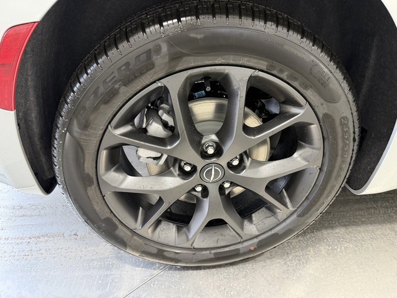 New 2026 Chrysler Pacifica Limited image 8