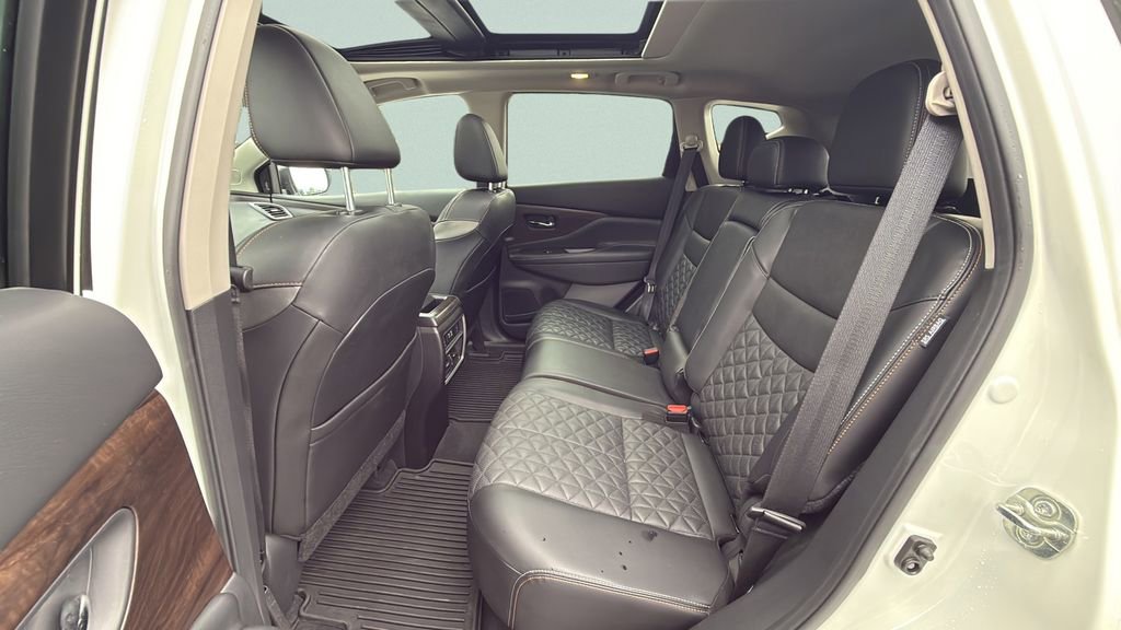 Used 2021 Nissan Murano Platinum w/ Cargo Package image 31