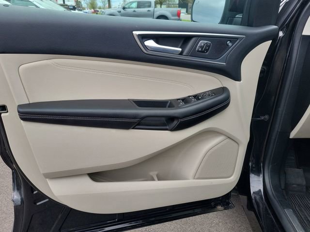 Certified 2023 Ford Edge Titanium AWD/4WD image 10