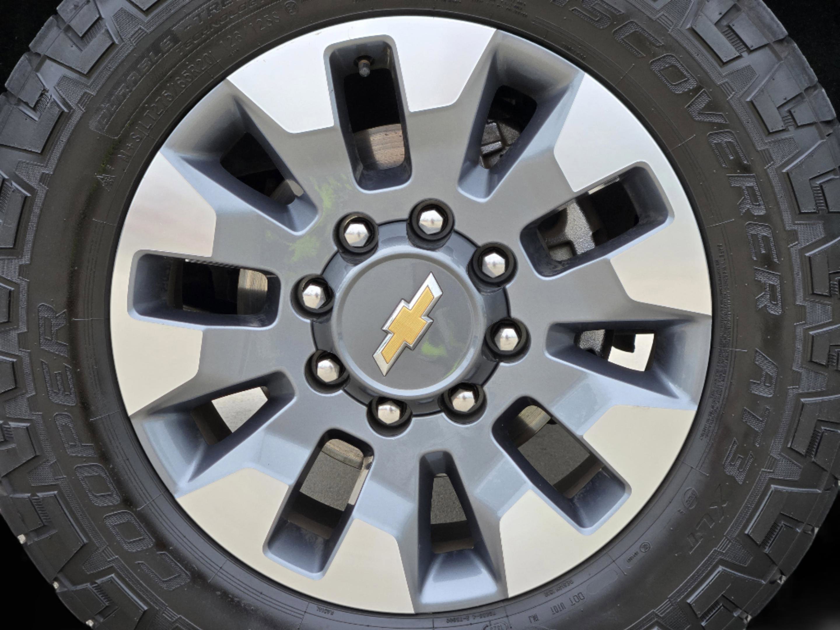 Used 2023 Chevrolet Silverado 2500 Custom w/ Custom Value Package image 37