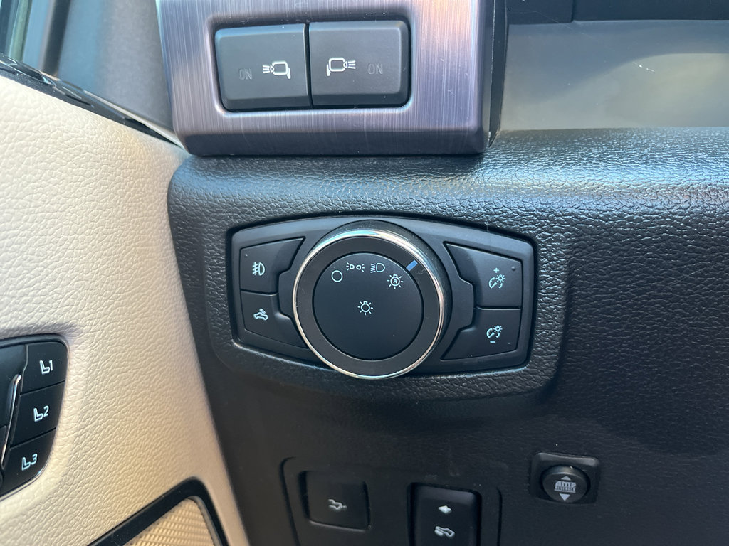 Used 2020 Ford F250 Limited w/ FX4 Off-Road Package image 34