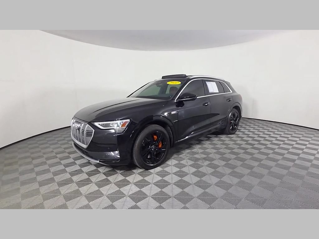 Used 2022 Audi e-tron Premium AWD/4WD image 49