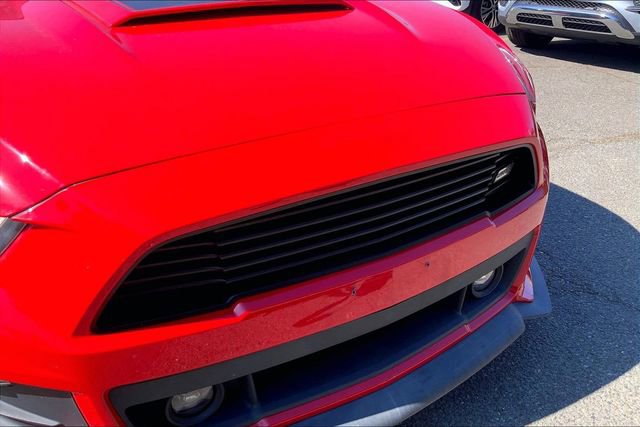 Used 2015 Ford Mustang Premium w/ Ecoboost Performance Package RWD image 6