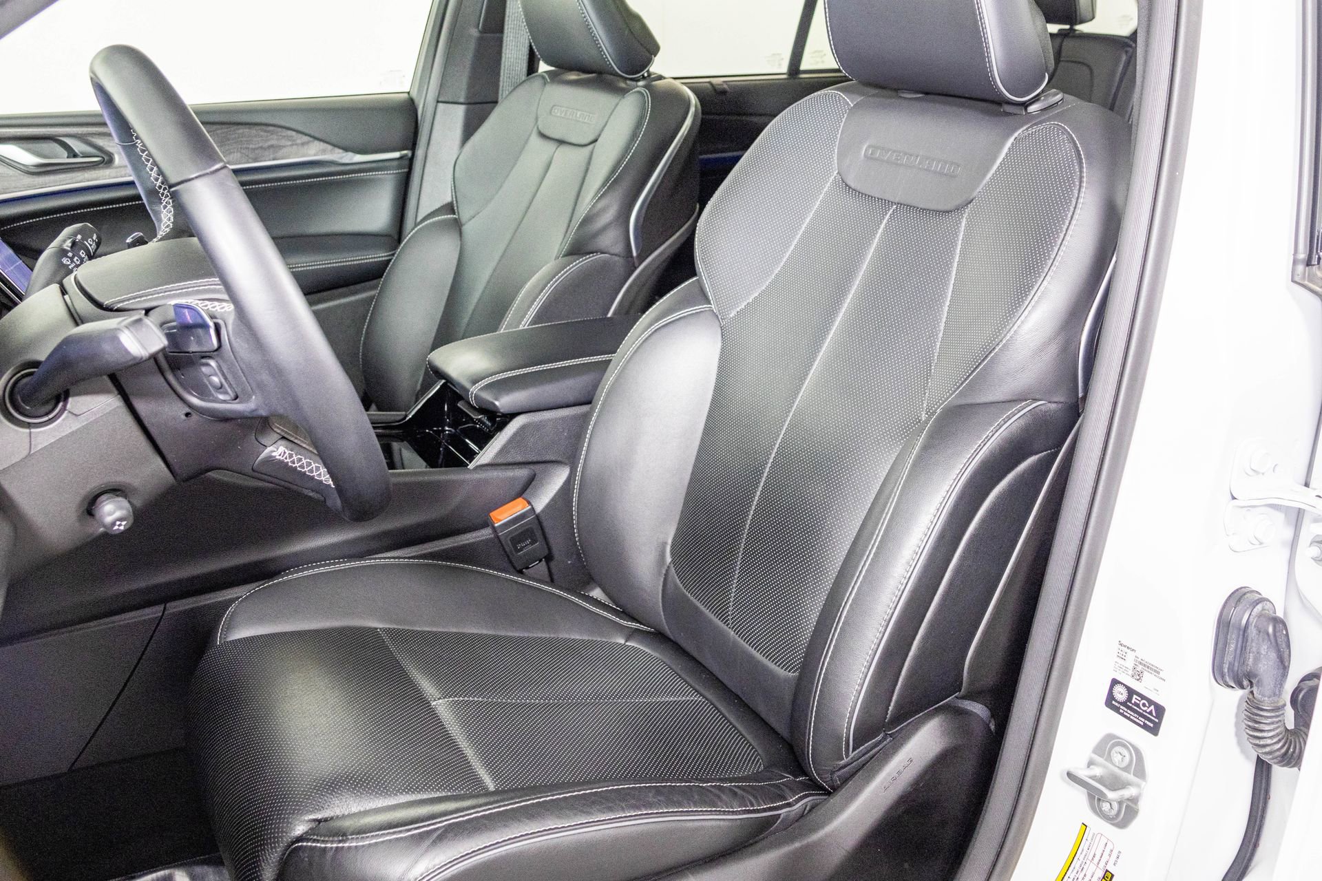 Used 2023 Jeep Grand Cherokee Overland w/ Adv Protech Group III image 27