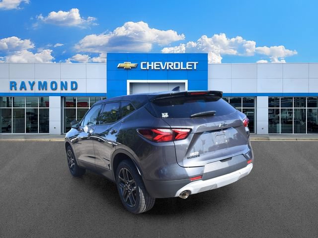 Used 2021 Chevrolet Blazer LT w/ LPO, Black Accent Package FWD image 5