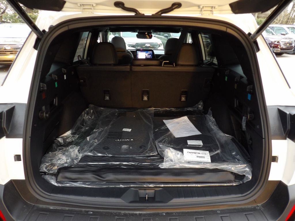 Used 2026 Subaru Outback Limited w/ Premium/Limited Package image 29