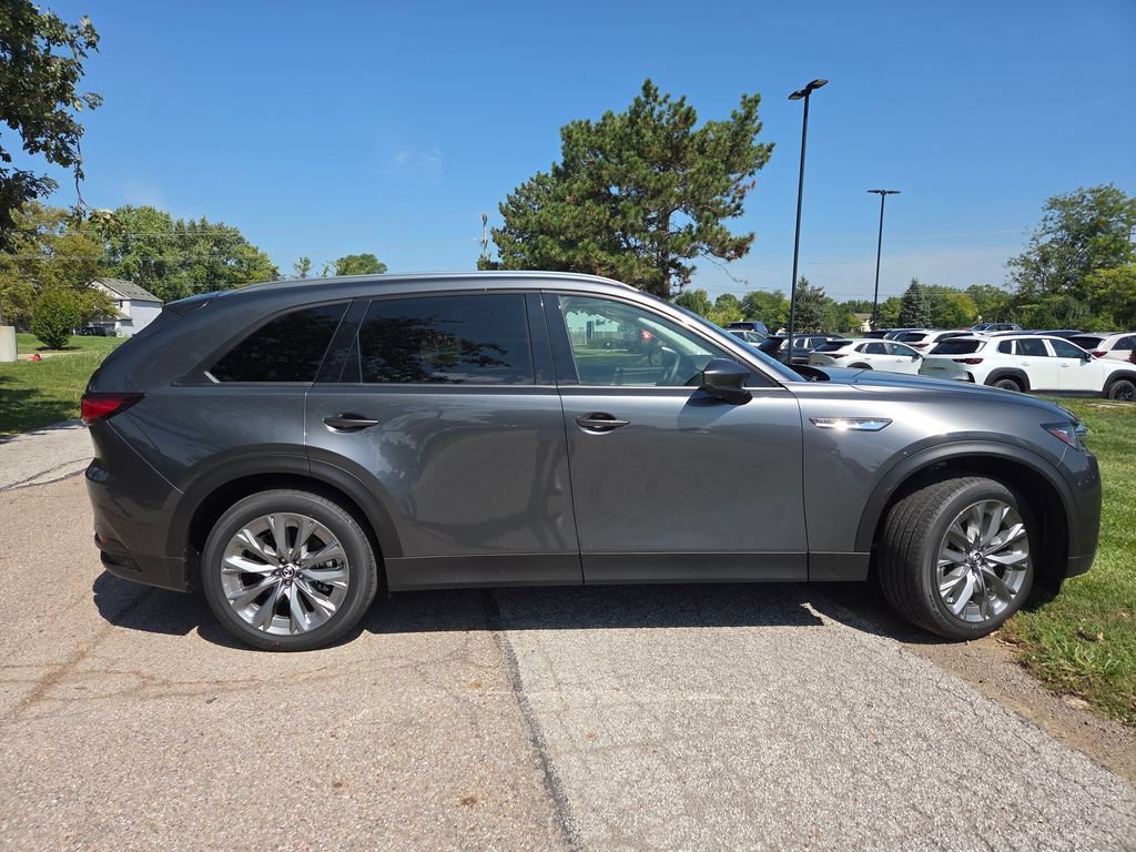 New 2026 MAZDA CX-90 3.3 Turbo w/ Preferred Package AWD/4WD image 4