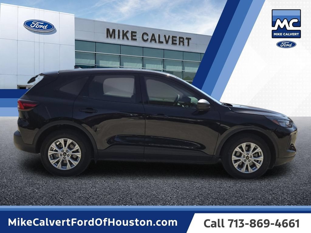 Used 2025 Ford Escape Active w/ Tech Pack #1 FWD image 6