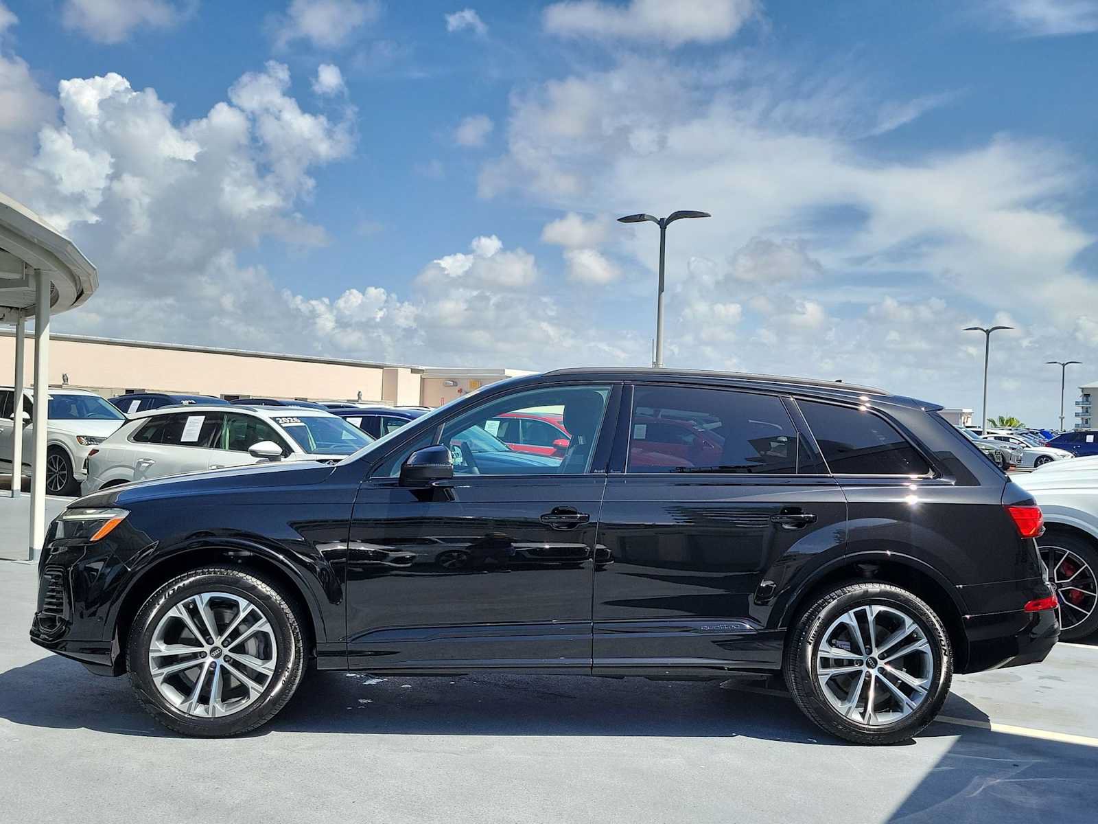 Certified 2026 Audi Q7 3.0T Premium w/ Convenience Plus Package AWD/4WD image 3