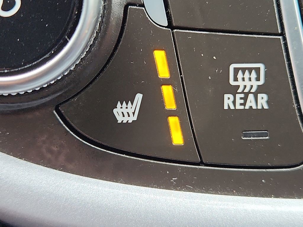 Used 2018 Chevrolet Volt LT w/ Comfort Package FWD image 23